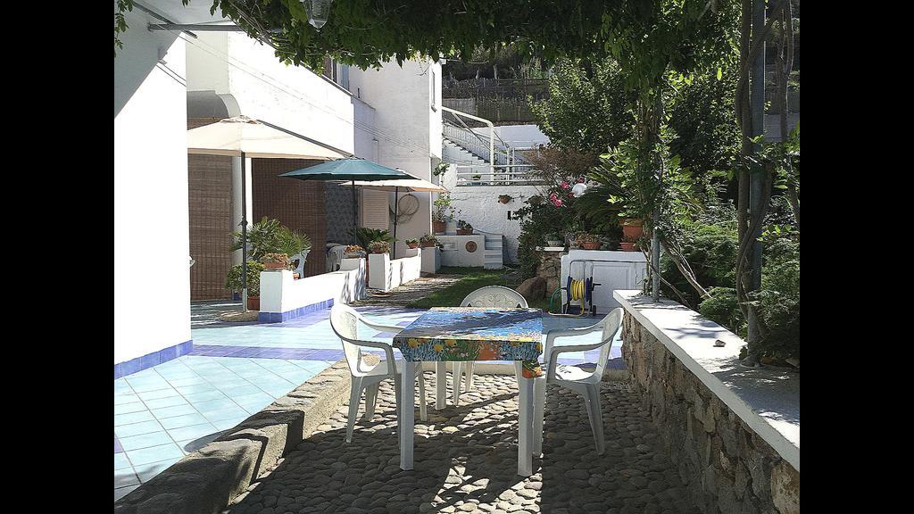 Casa Acqua Marina Ponza Lägenhet Exteriör bild
